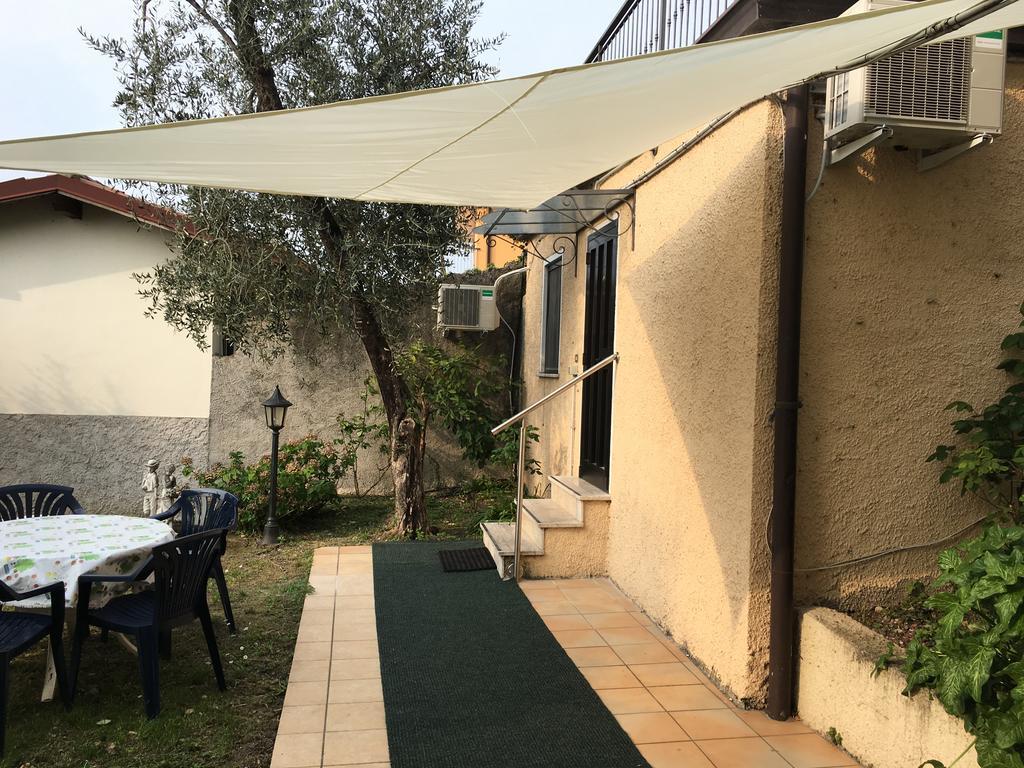Hotel Vela Azzurra Navene Экстерьер фото